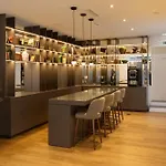 Executive Hotel