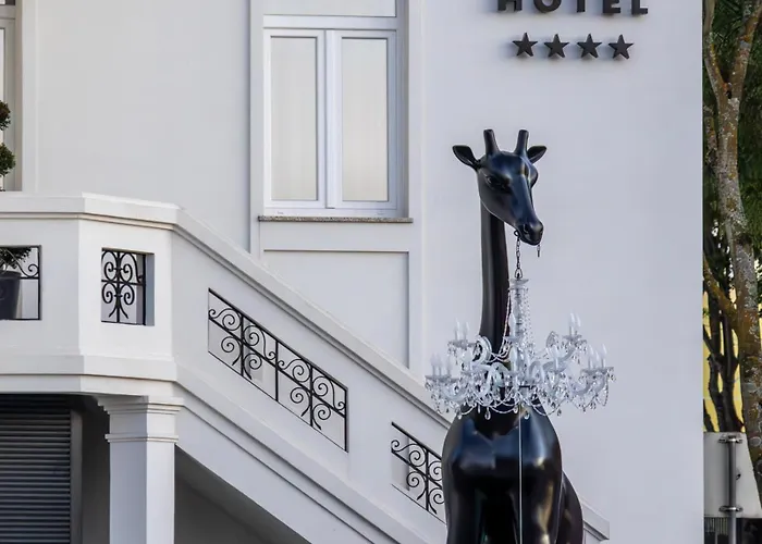 Отель Executive