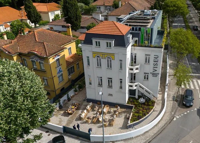 Отель Executive 4*