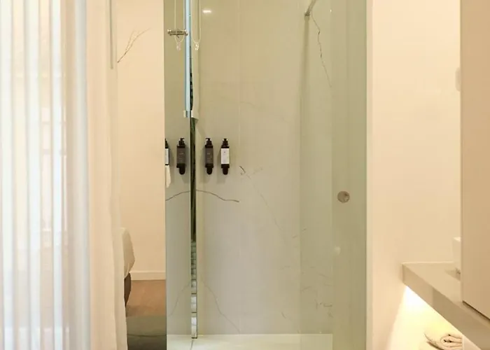 Отель Executive 4*